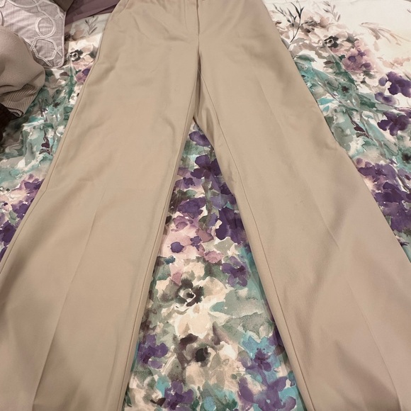Aritiza, size 2, beige - Picture 3 of 3